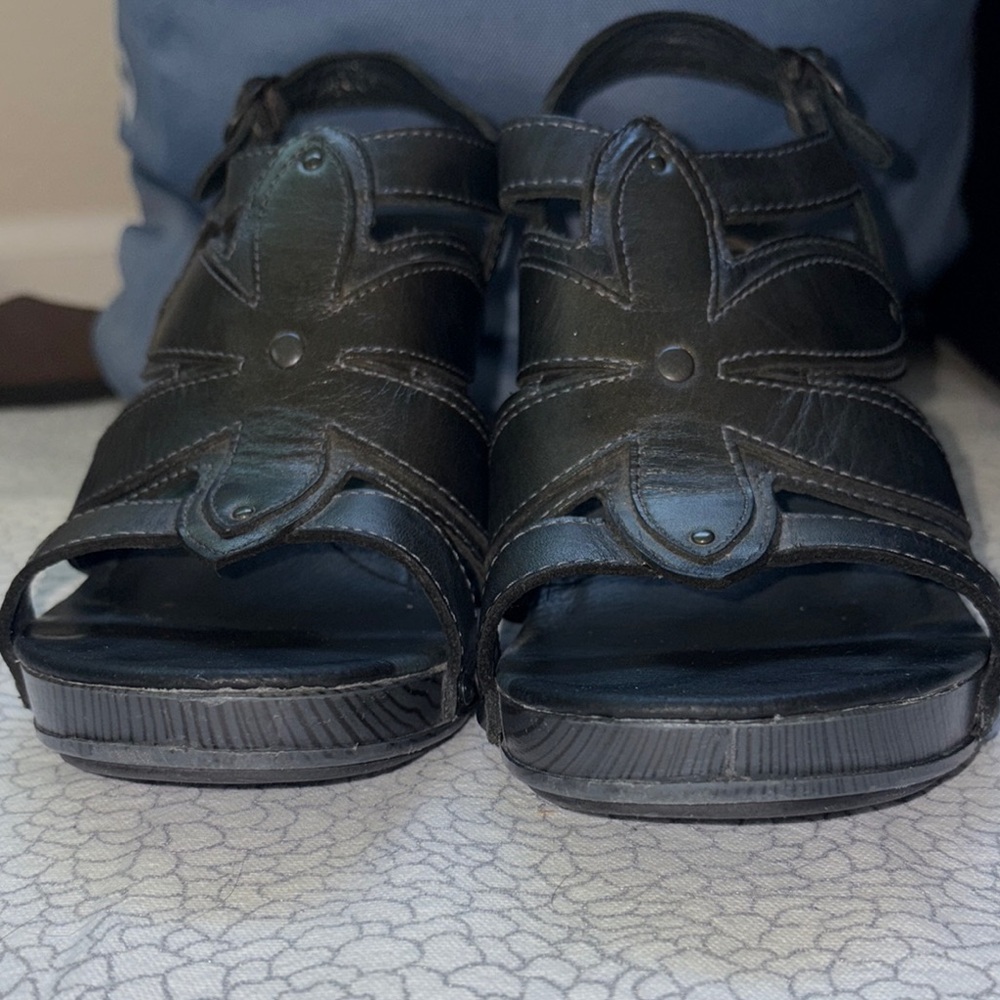 Dansko Black Chunky Heel Sandals - Picture 7 of 8